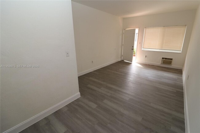 Building Photo - 835 83rd St