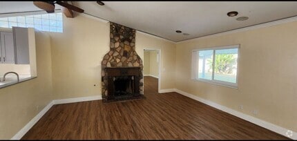 Building Photo - 1430 Brookside Ave