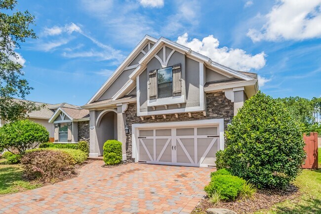 Foto del edificio - 13067 Highland Glen Way N
