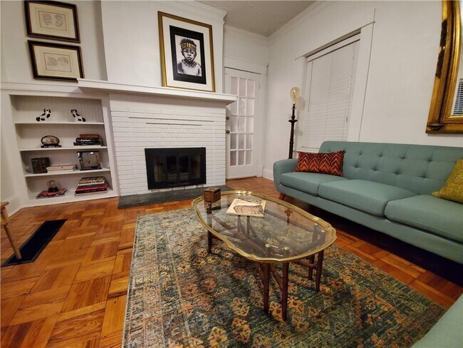 Foto del edificio - 1056 High Point Dr NE
