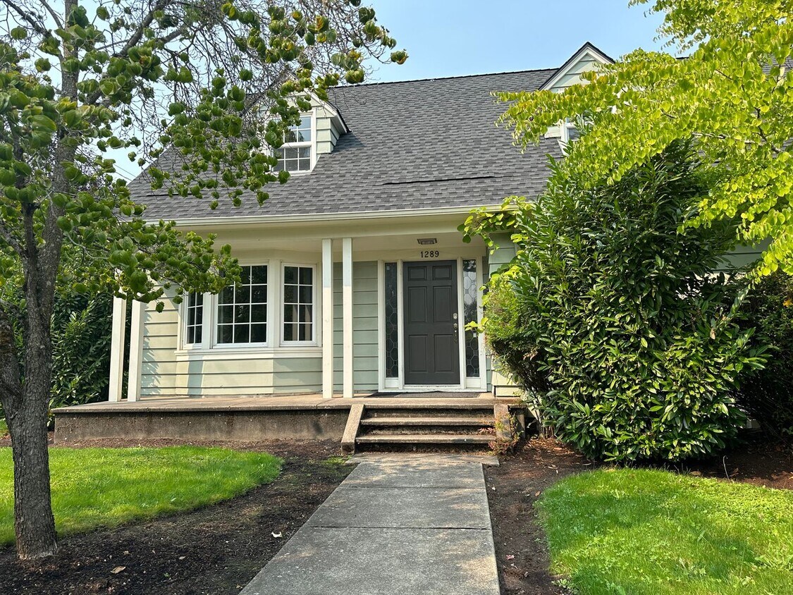 1289 W Broadway, Eugene, OR 97402 House Rental in Eugene, OR