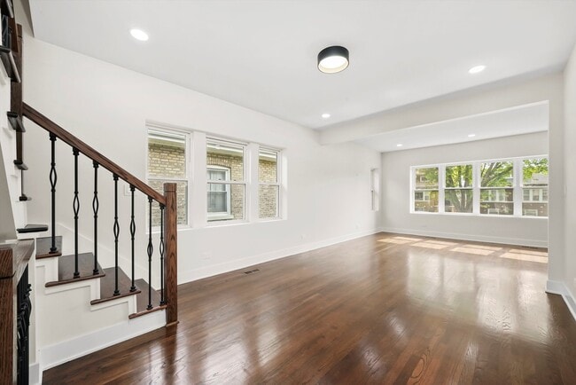 Foto del edificio - 2822 N Keating Ave