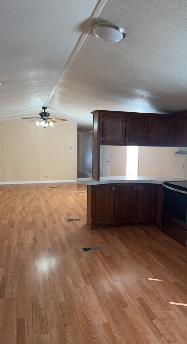 Foto del edificio - 134 Cleveland MHP