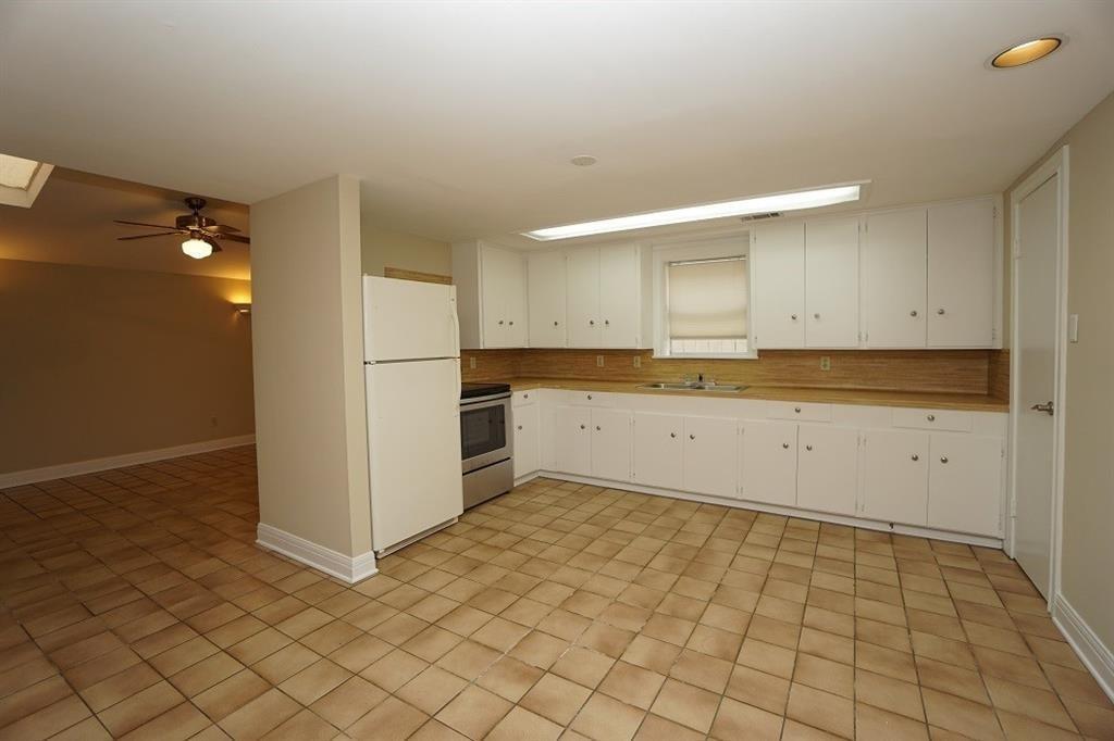 22312 Dryden Rd, Houston, TX 77030 Room for Rent in Houston, TX