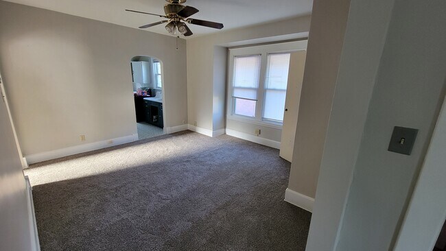 Dining Room - 2734 Harris Ave