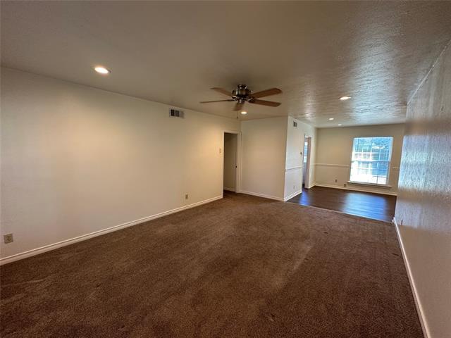 Building Photo - 1729 Mariposa Dr