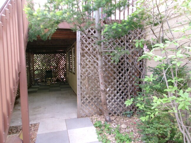 walk in basement - 17863 E Maplewood Cir