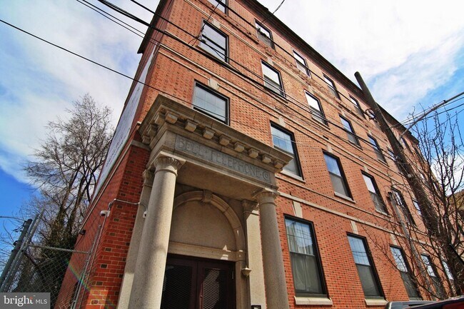 Foto del edificio - 1637 Poplar St