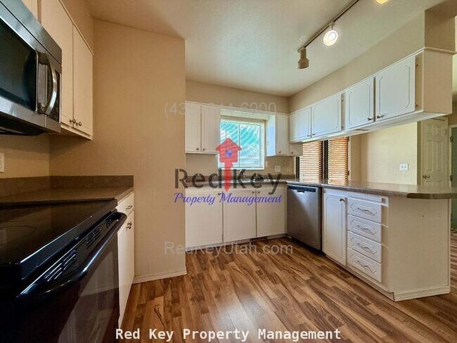 Foto del edificio - East Buzianis Way Single Family Home