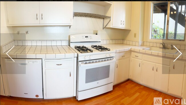 Kitchen with new dishwasher, and gas range - 44 Reed Ranch Rd
