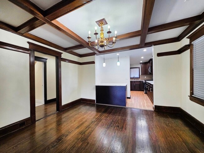 Building Photo - 18 Bergen Ave