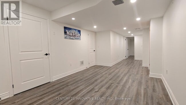 Building Photo - 1034 Pelican Trail