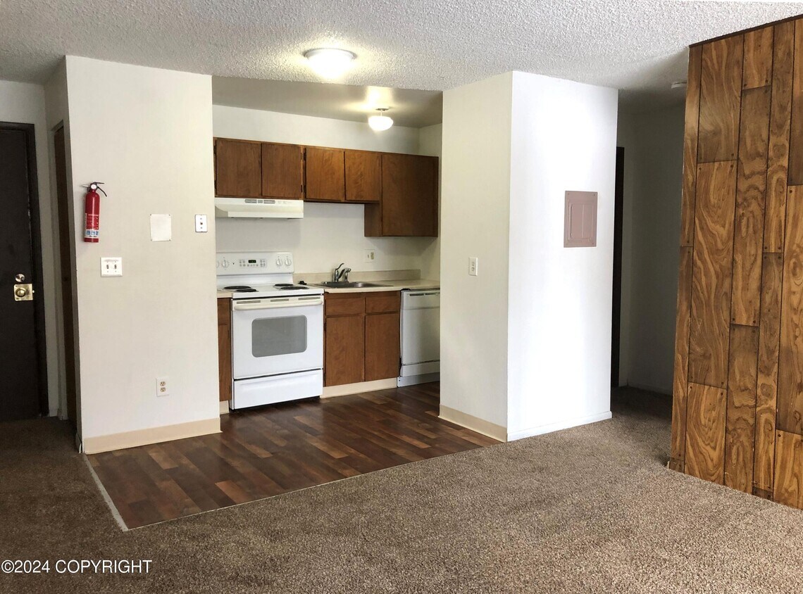 Foto principal - 3400 Eureka St