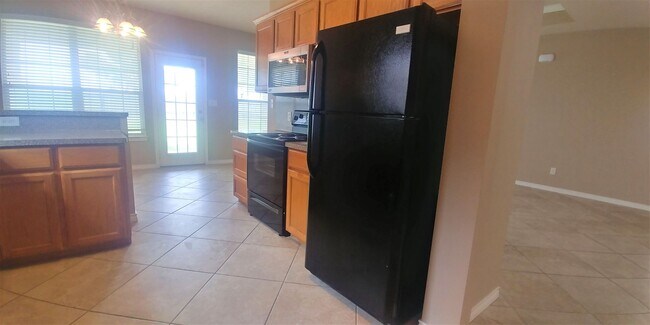 Foto del edificio - College Station - 3 bedroom - 2 bath - 2 c...