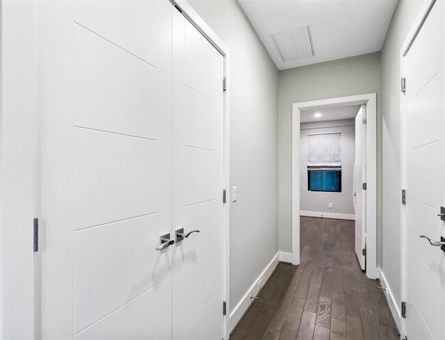Foto del edificio - 3414 Mt Vernon St