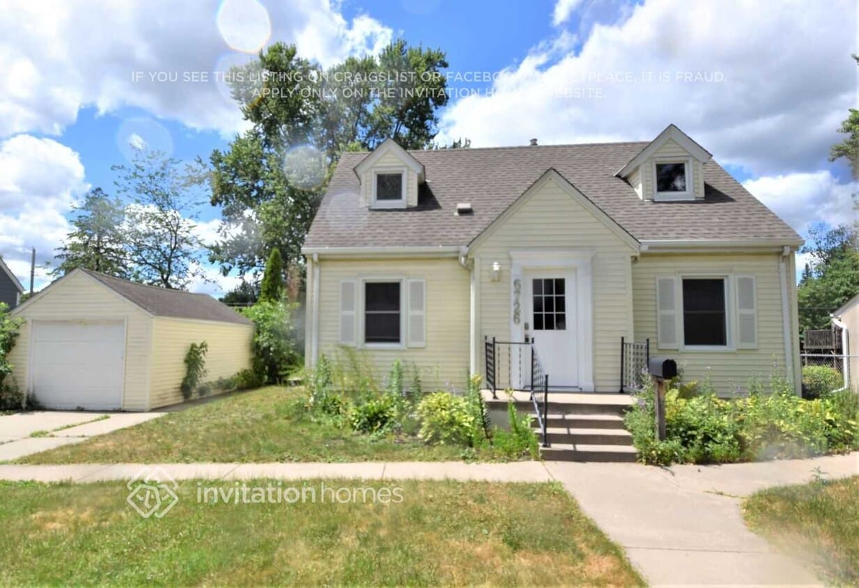 Primary Photo - 6726 4th Ave S