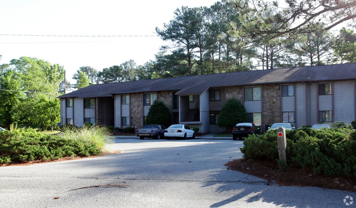 Building Photo - Windsor Point 1
