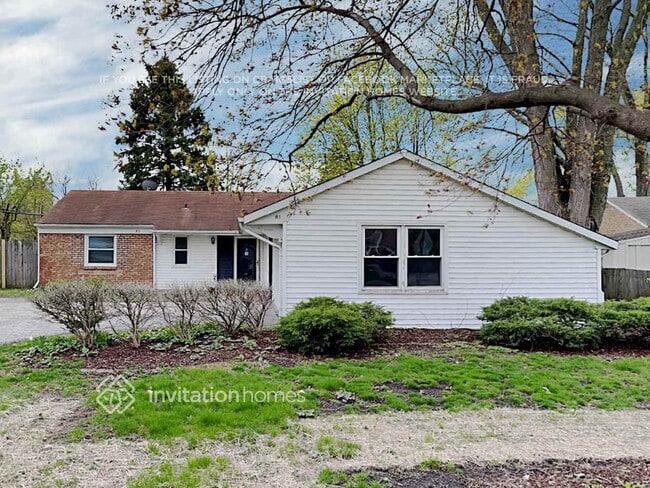 Building Photo - 81 Seabury Rd