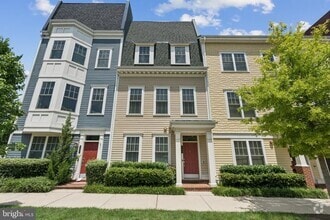Building Photo - 604 E Alexandria Ave
