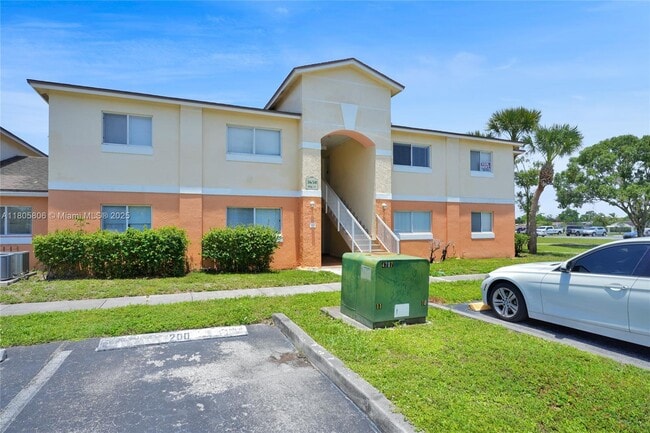 Building Photo - 3650 N 56th Ave