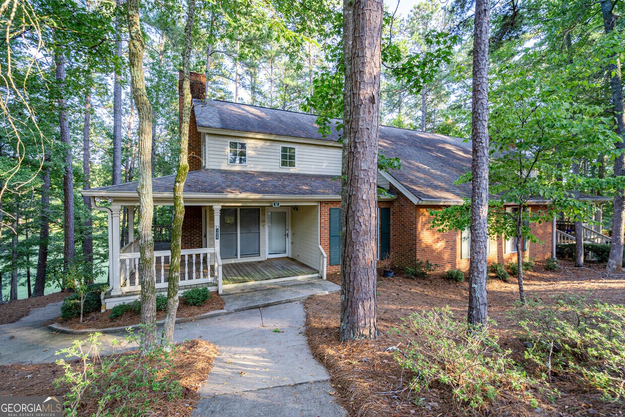 1020 Cupp Ln Unit A, Greensboro, GA 30642 Room for Rent in Greensboro, GA