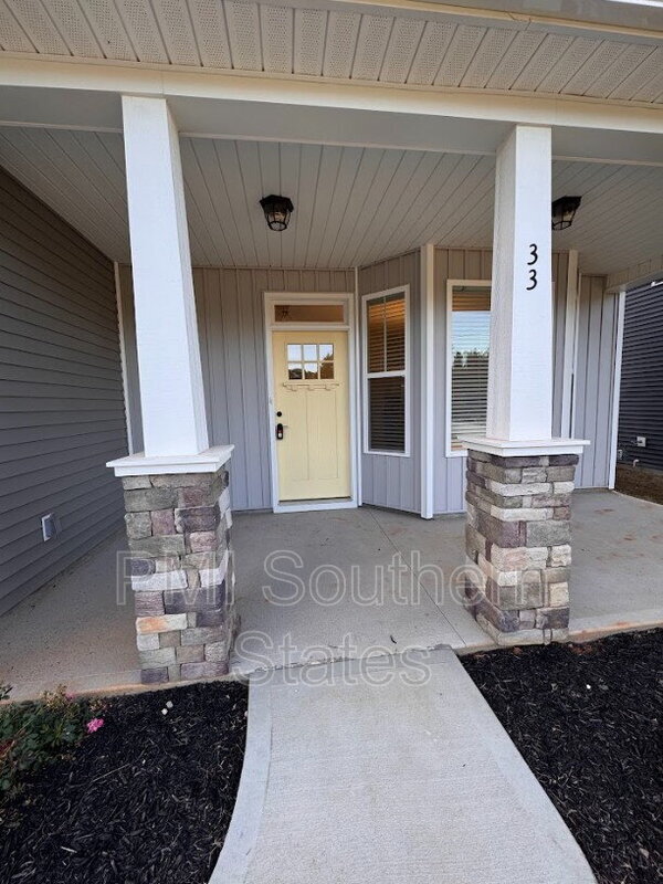 Foto del edificio - 33 Snowmill Rd