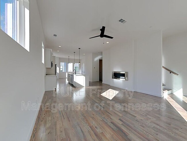 Building Photo - 1208 Watts Terrace
