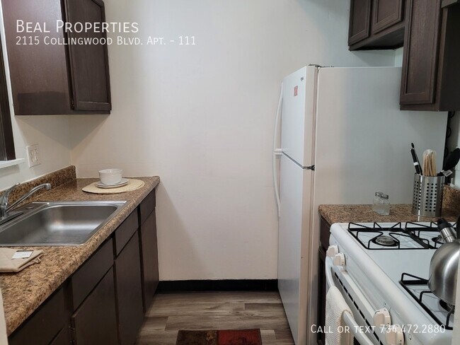 Foto del edificio - 2115 Collingwood Blvd