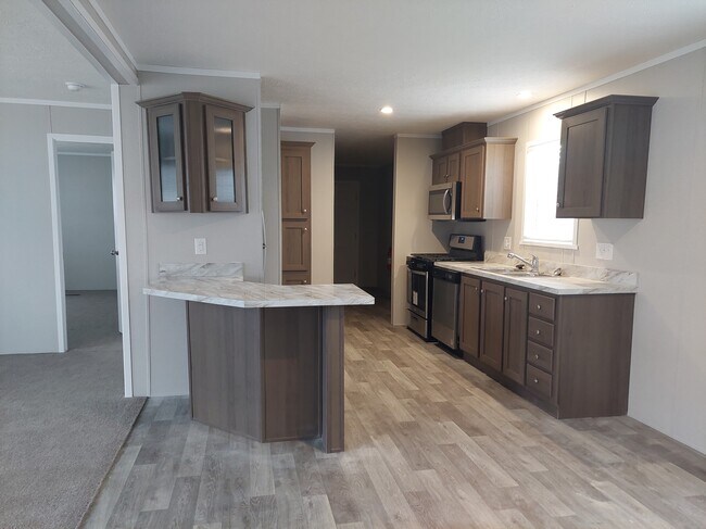 Building Photo - 251 Magnolia Pl