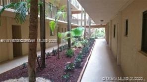 Foto del edificio - 8045 SW 107th Ave