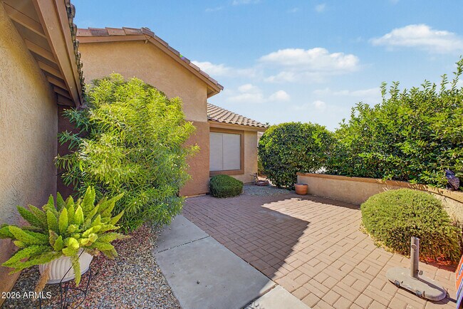 Building Photo - 16148 N 157th Dr