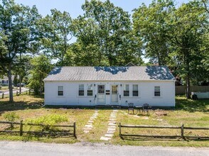 Building Photo - 151 Seaview Ave
