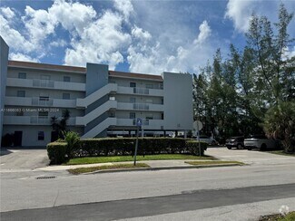 Building Photo - 3868 NE 169th St