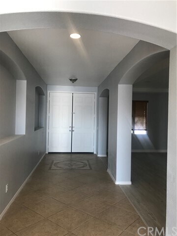 Foto del edificio - 15827 Iron Canyon Ln