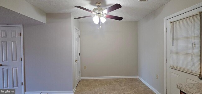 Foto del edificio - 225 Nottoway Dr