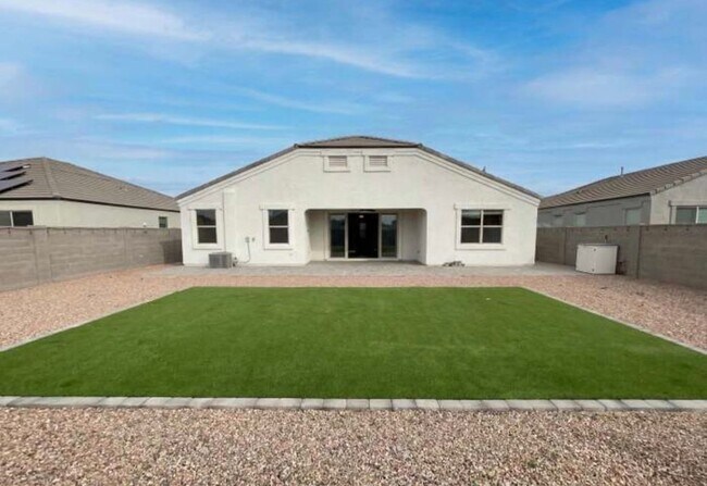 Foto del edificio - 30853 W Pinchot Ct