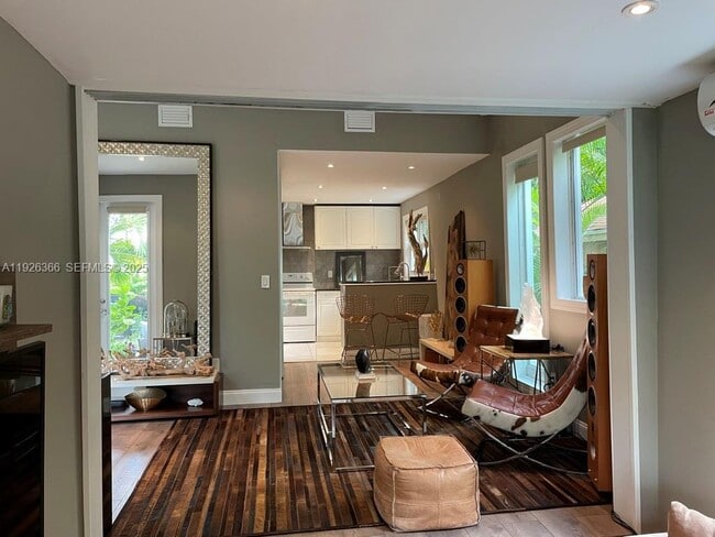 Foto del edificio - 2654 SW 25th Ter