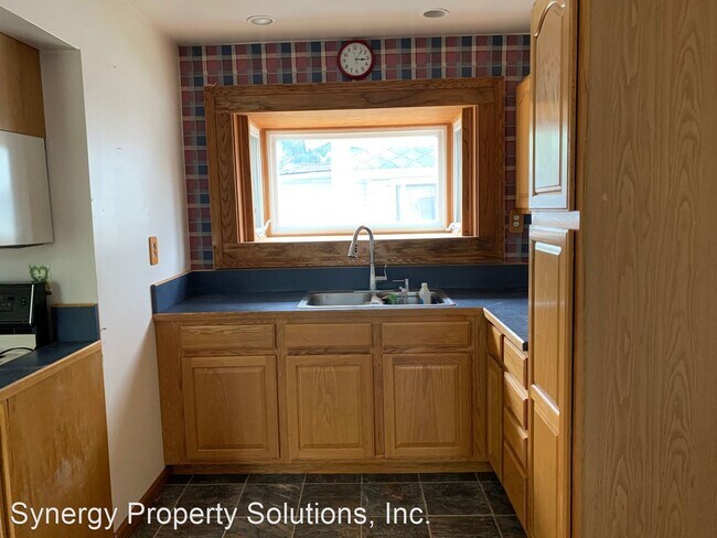 Building Photo - 3 br, 1 bath House - Wolfe Ave 36 Richland