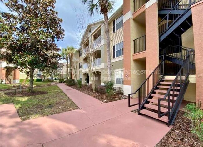 Photo - 1969 Summer Club Dr Apartment