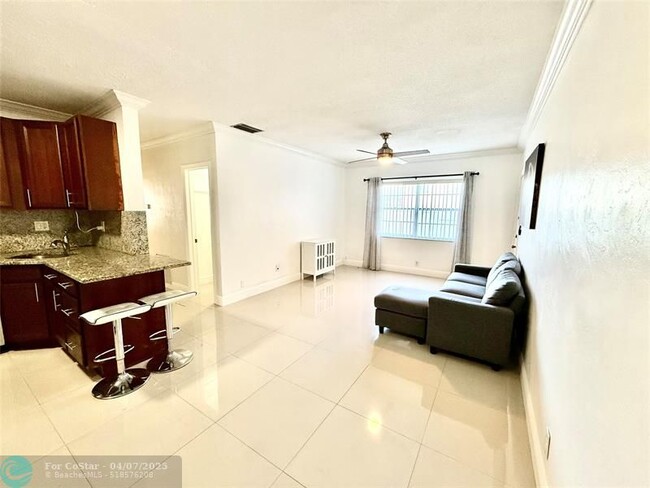 Foto del edificio - 299 SW 7th St