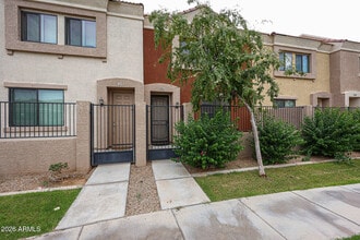 Building Photo - 5225 E Enid Ave