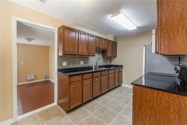 Foto del edificio - 2626 34th Ave N