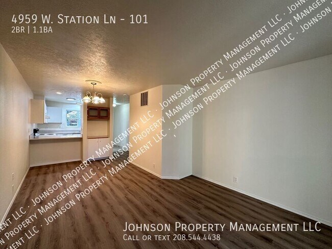 Foto del edificio - Upgraded 2BR Apartment with Central A/C an...
