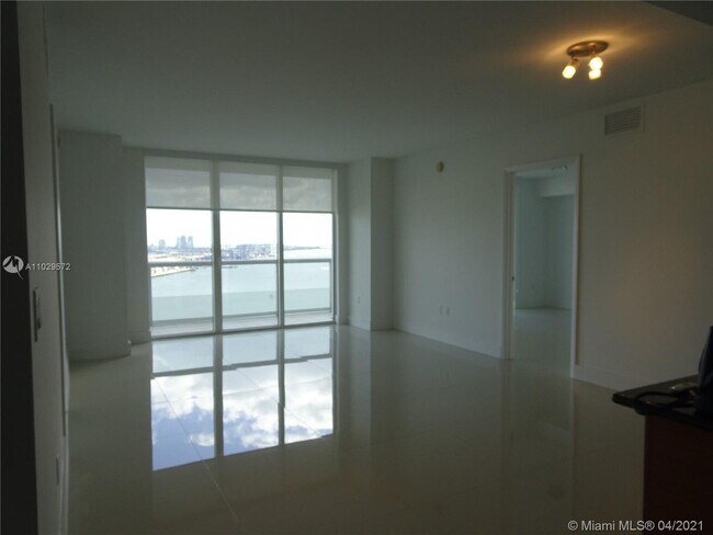 Foto del edificio - 50 Biscayne Blvd
