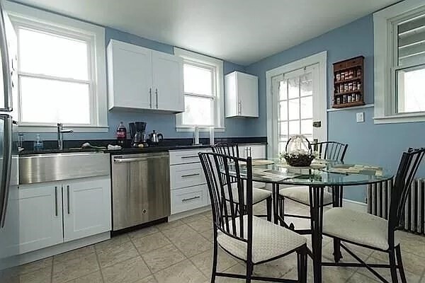 Building Photo - 40 Cherry St