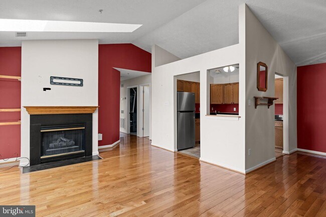 Building Photo - 151 Brookland Terrace