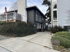 Building Photo - 3400 23rd Ave W