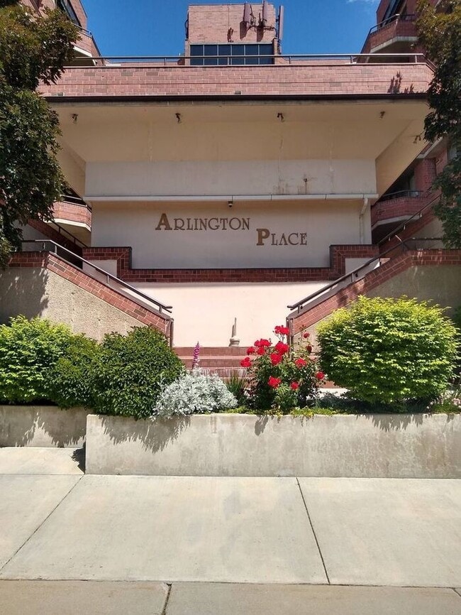 Foto del edificio - Modern Downtown Condo at Arlington Place