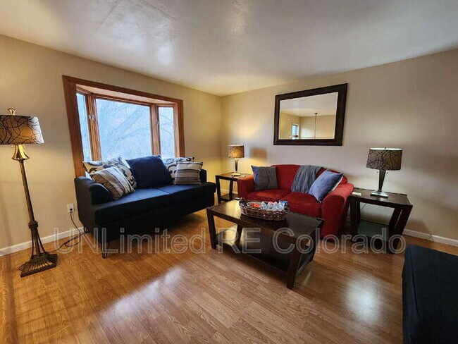 Foto del edificio - 18327 W 58th Dr