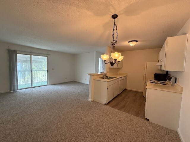 Foto del edificio - 1356 Glenns Bay Rd